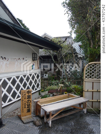 Izu Matsuzaki Town Stucco Art Namako Wall Plasterer 43797142