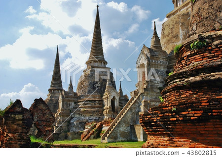 阿尤特拉利夫雷斯廢墟在泰國 阿尤特拉利夫雷斯廢墟在泰國 43802815