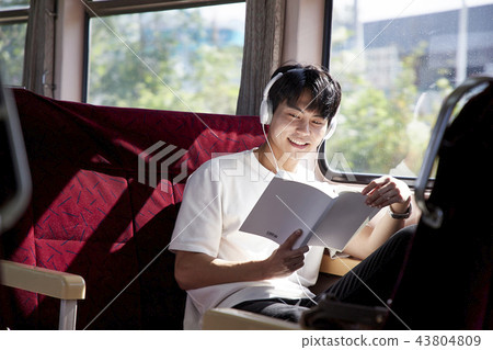 火車旅行 火車旅行 43804809
