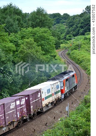 貨運列車挑戰梯度 43807582