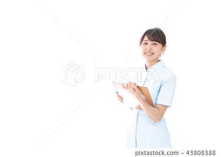 A young nurse 43808388