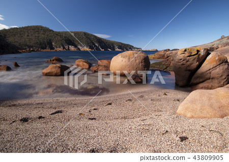 Sleepy Bay in Freycinet National Park 43809905