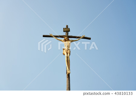 Christ and the Cross 43810133