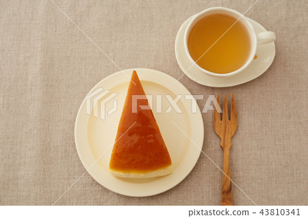 茶和芝士蛋糕 茶和芝士蛋糕 43810341