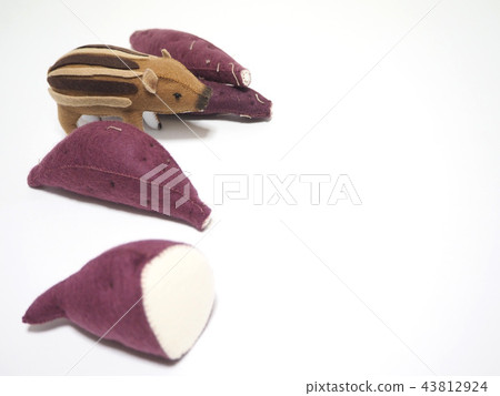 Felt work Uribo and sweet potato 43812924