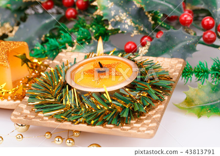 Christmas candles 43813791