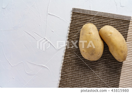 potato potato 43815980