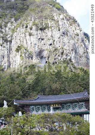 Bomunsa Temple, Sanbangsan, Seogwipo City, Jeju Island Bomunsa Temple, Sanbangsan, Seogwipo City, Jeju Island 43821449