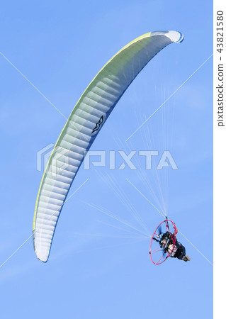 馬達滑翔傘Paramotor藍天 43821580