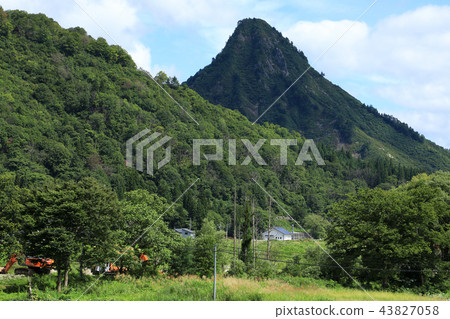 The first fall of Mt. 43827058