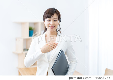 房地產形象房地產解釋費介紹 43831753