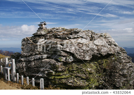 Shikoku Kenzan A peak of the summit Shikoku Kenzan A peak of the summit 43832064
