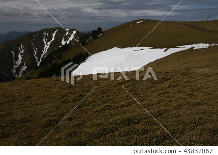 四國肯贊峰會徒步巴巴 43832067