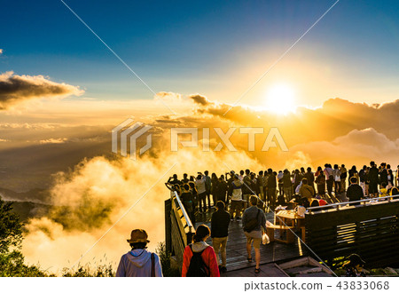 《長野縣》龍尾山公園/日落時的雲海 《長野縣》龍尾山公園/日落時的雲海 43833068