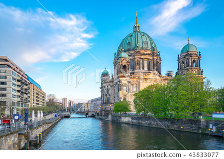 Berliner Dom in Berlin city, Germany Berliner Dom in Berlin city, Germany 43833077