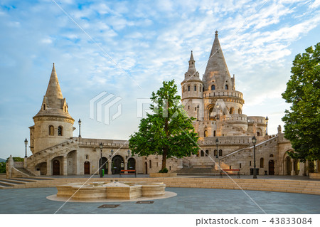 Fisherman's Bastion with sunrise in Budapest 43833084