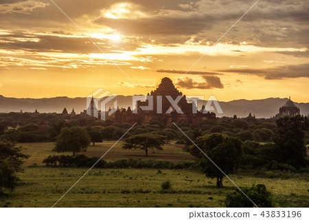 The sunset of Bagan, Myanmar The sunset of Bagan, Myanmar 43833196