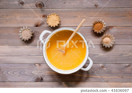 Ingredients for traditional gingerbread Ingredients for traditional gingerbread 43836097