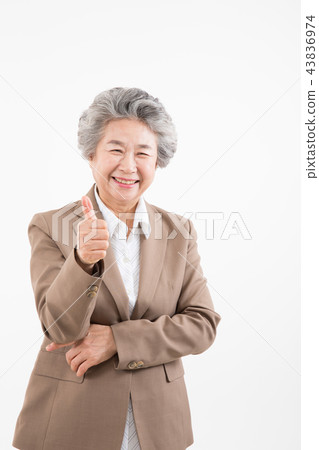 資深婦女，老年人，畫象行動 43836974