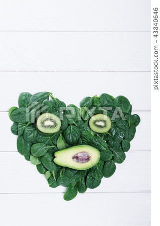 Food green face 43840646