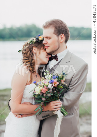 portrait of a bride and groom close-up portrait of a bride and groom close-up 43842173