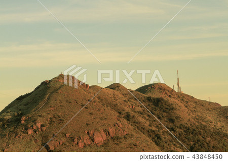 Kowloon Peak or Fei Ngor Shan sunset view Kowloon Peak or Fei Ngor Shan sunset view 43848450