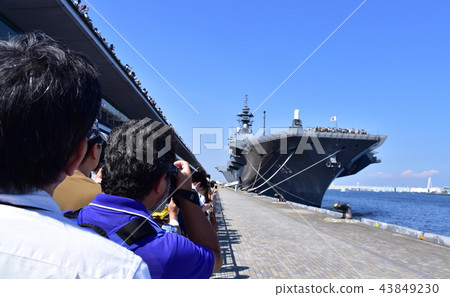 Escort ship Escort ship 43849230