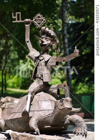 metal balloon known for the fairy tale hero Pinocc 43850971