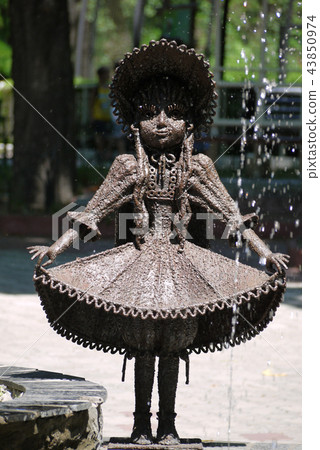 Monument to Malvina in a nice dress. Only blue hai Monument to Malvina in a nice dress. Only blue hai 43850974
