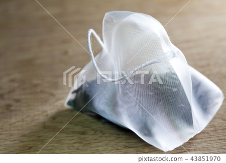 Single bag of elite tea in silk fabric packing on Single bag of elite tea in silk fabric packing on 43851970