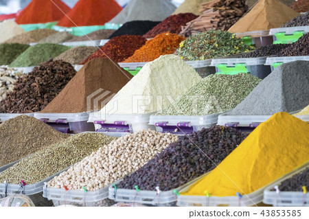 Traditional bazaar with spices in Tashkent, Uzbeki Traditional bazaar with spices in Tashkent, Uzbeki 43853585
