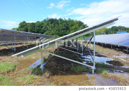 Immersed solar power plant 43855913