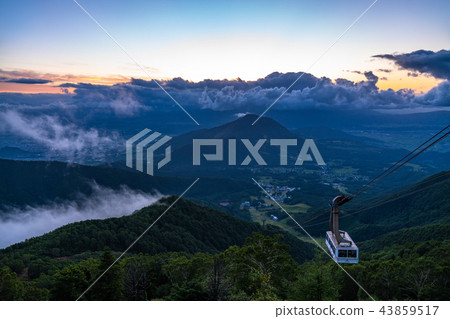 <Nagano Prefecture> Ryuo Mountain Park-Night clouds and flowing clouds <Nagano Prefecture> Ryuo Mountain Park-Night clouds and flowing clouds 43859517