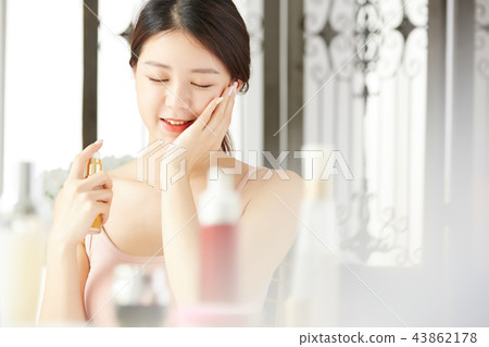 女性美的形象 43862178