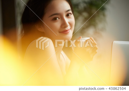 女商人咖啡館 女商人咖啡館 43862504