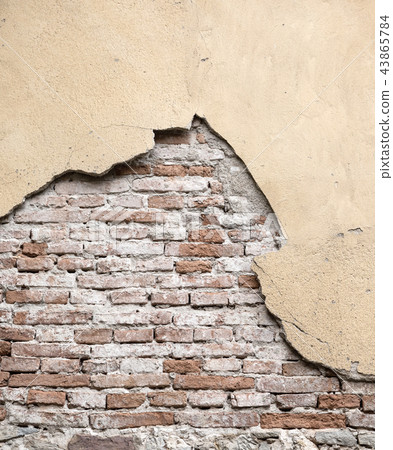 Background of crack brick wall Background of crack brick wall 43865784