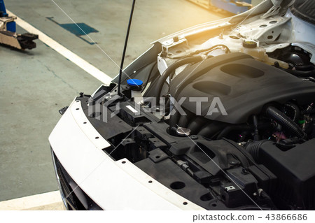 engine car in the center service for customer engine car in the center service for customer 43866686