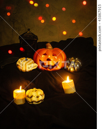 Halloween background. 43867915