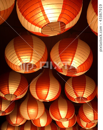 Paper Lanterns background Paper Lanterns background 43867919
