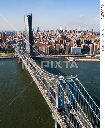 Manhattan bridge New York city aerial view 43870056