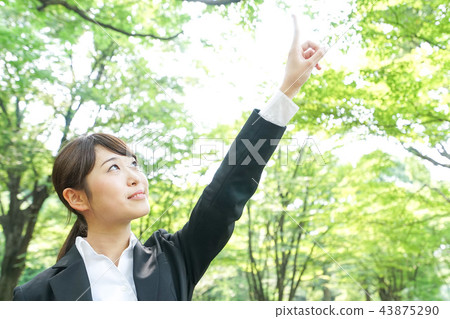 指向的女商人 指向的女商人 43875290