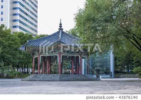 Palgakjeong, Pagoda Park, Jongno-gu, Seoul 43876140