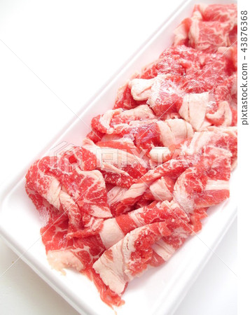 Cut of beef in a pack 43876368
