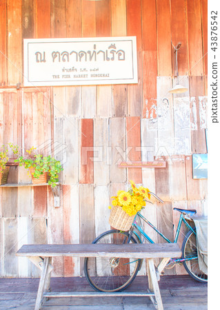 Tha Sadet Walking Street, Thai-Lao Pier Border. 43876542