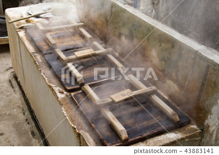 Tetsuwa Onsen hell steamed pot 43883141