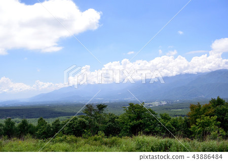 夏天甲府盆地和八岳 43886484