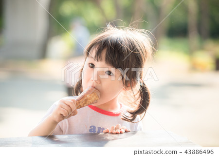 Korean, vixen, midinette 43886496