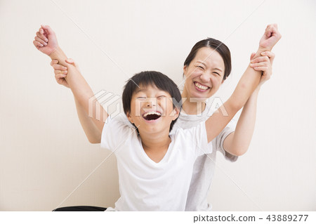 父母和孩子 43889277