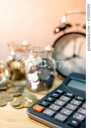 Saving money. Financial accounting calculation Saving money. Financial accounting calculation 43889369