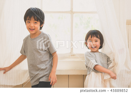 A family A family 43889852